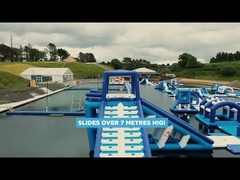 สวนน้ำเป่าลมกลางแจ้ง Bouncia Inflatables สนามเด็กเล่นทางน้ำเป่าลม