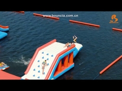 165 คน ความจุ ปาร์คน้ําอัดลม สีที่กําหนดเอง ใบรับรอง TUV