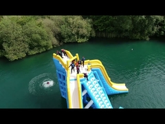 กำลังมองหาสถานที่น่าสนใจสำหรับสวนน้ำของคุณอยู่หรือเปล่า? ตรวจสอบหอคอยน้ำทำให้พอง Bouncia